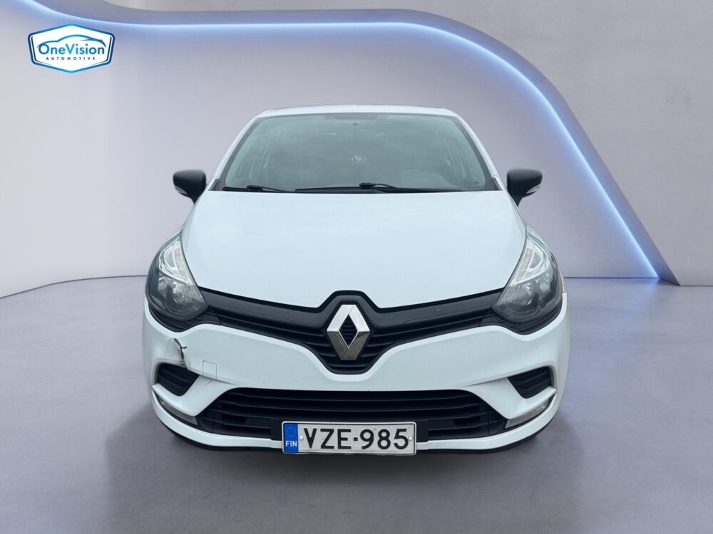 auto-Renault-Clio-VZE985-202606091339-7 auto-Renault-Clio-VZE985-202606091339-7