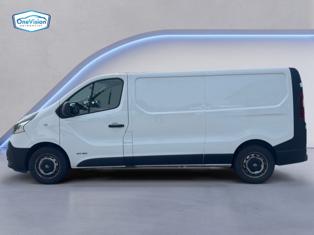 auto-Renault-Trafic-CJO167-202606021424-1 auto-Renault-Trafic-CJO167-202606021424-1