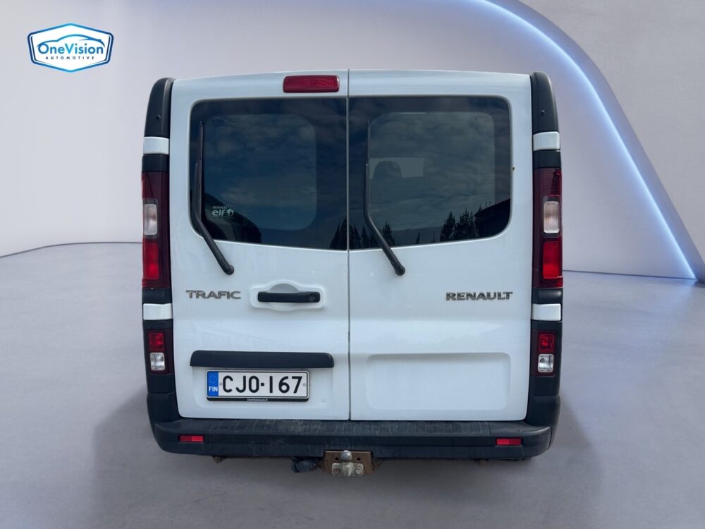 auto-Renault-Trafic-CJO167-202606021424-3 auto-Renault-Trafic-CJO167-202606021424-3