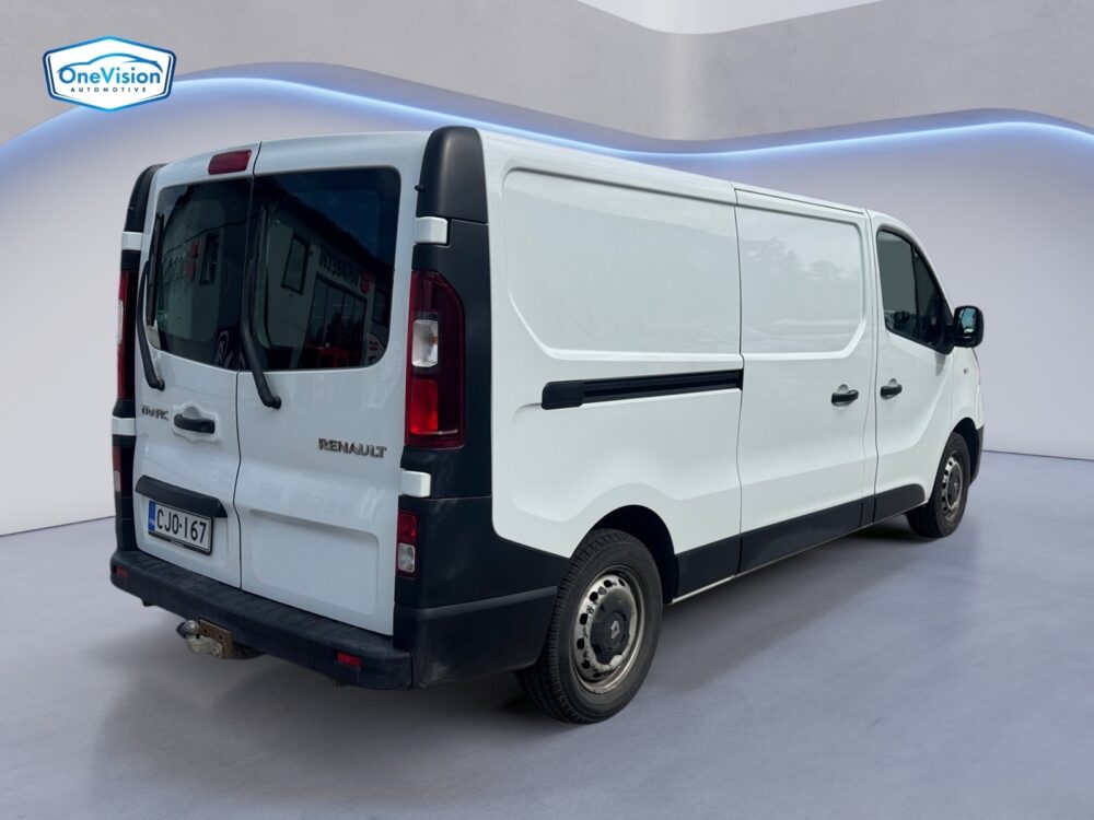 auto-Renault-Trafic-CJO167-202606021424-4 auto-Renault-Trafic-CJO167-202606021424-4