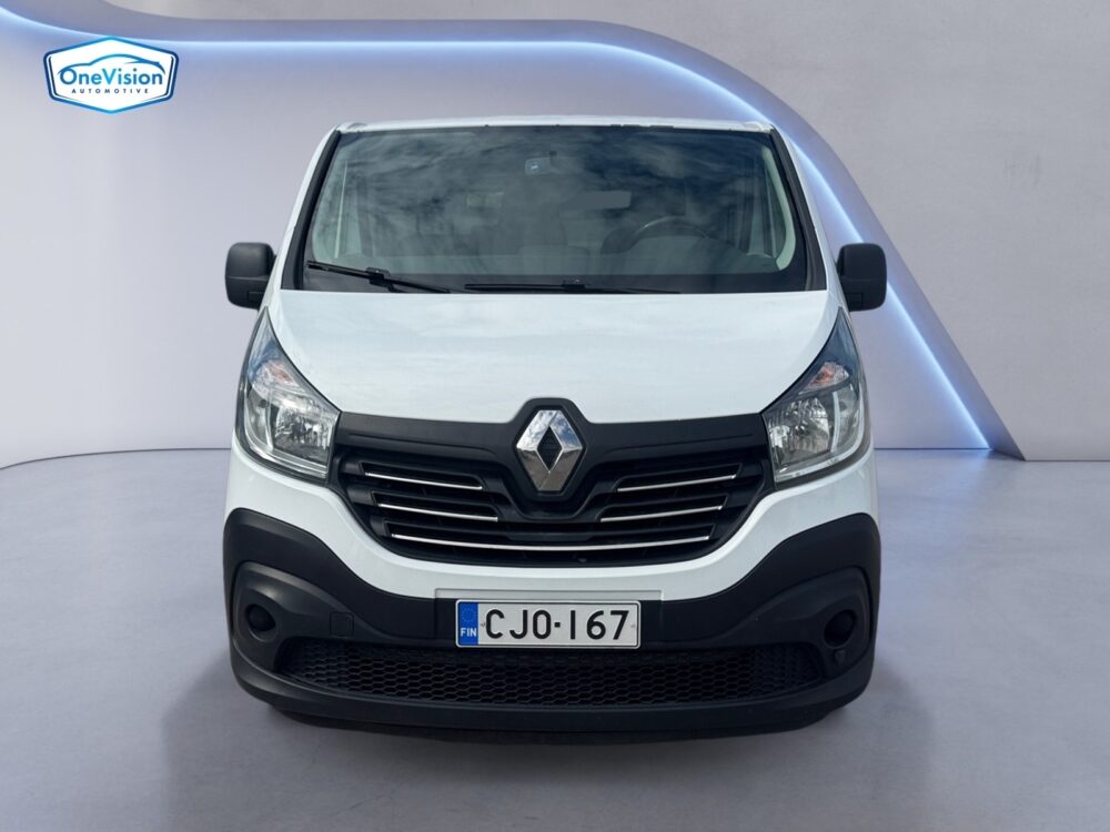 auto-Renault-Trafic-CJO167-202606021424-7 auto-Renault-Trafic-CJO167-202606021424-7