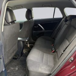auto-Toyota-Avensis-NIO590-202606090915-13