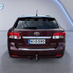auto-Toyota-Avensis-NIO590-202606090915-3