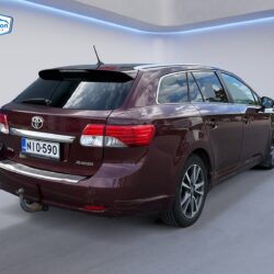 auto-Toyota-Avensis-NIO590-202606090915-4