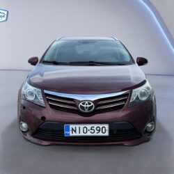 auto-Toyota-Avensis-NIO590-202606090915-7