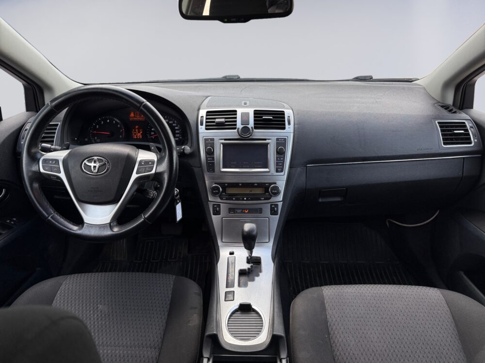 auto-Toyota-Avensis-NIO590-202606090915-9 auto-Toyota-Avensis-NIO590-202606090915-9