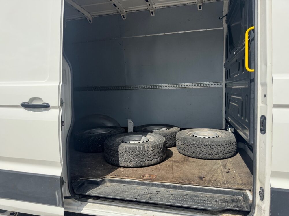 auto-Volkswagen-Crafter-NLF799-202606021154-12 auto-Volkswagen-Crafter-NLF799-202606021154-12