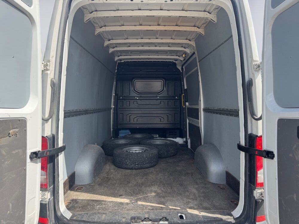 auto-Volkswagen-Crafter-NLF799-202606021154-13 auto-Volkswagen-Crafter-NLF799-202606021154-13