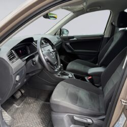 auto-Volkswagen-Tiguan-CMO208-202606021539-8