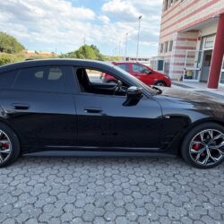 auto-BMW-i4-M50-R96949-202607241230-1