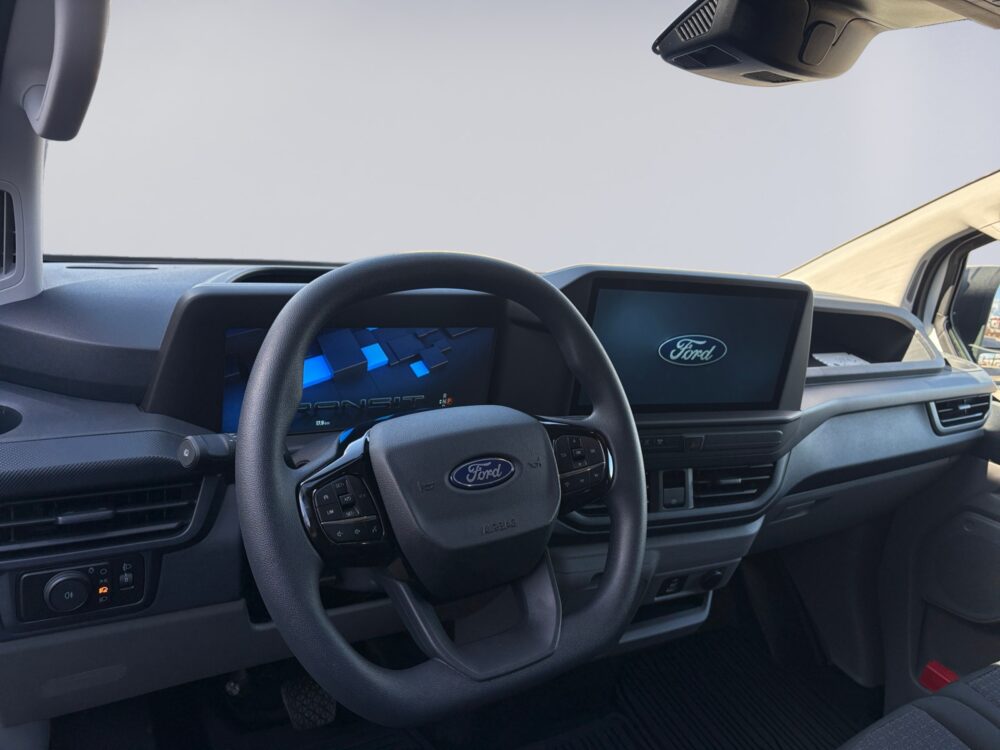 auto-Ford-Transit-Custom-JOI849-202607271736-8 auto-Ford-Transit-Custom-JOI849-202607271736-8