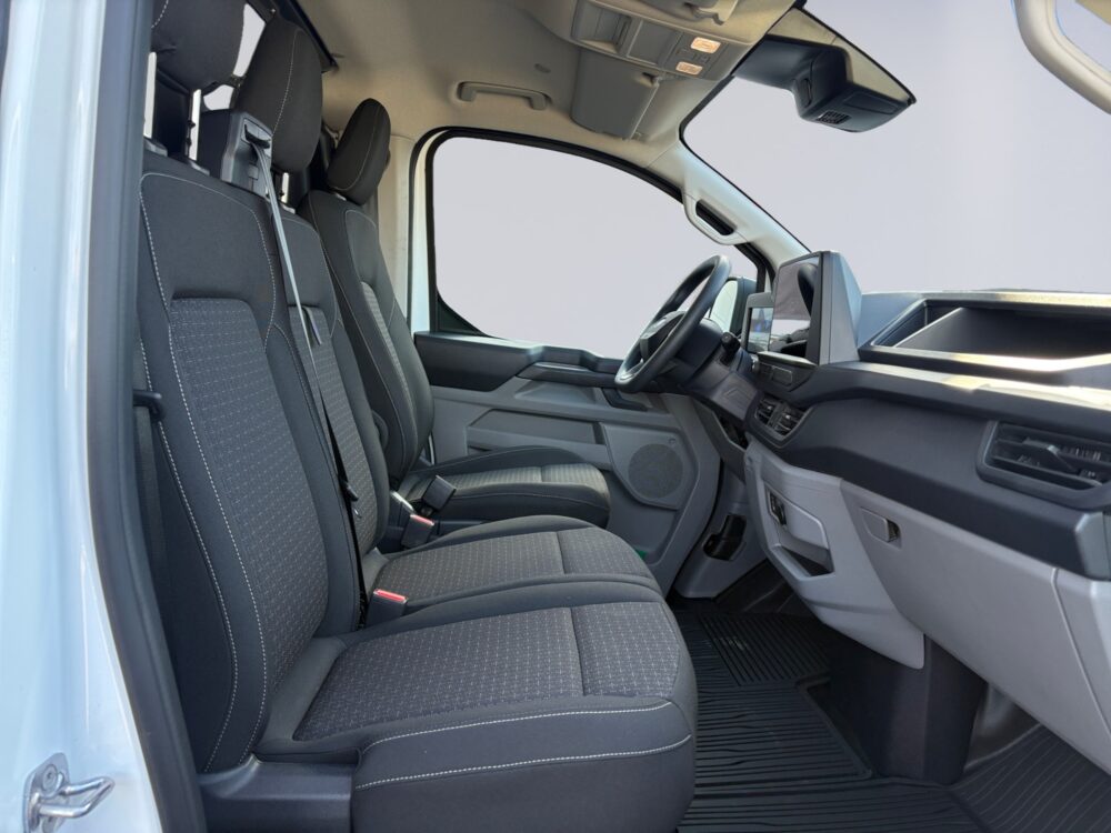 auto-Ford-Transit-Custom-JOI849-202607271736-9 auto-Ford-Transit-Custom-JOI849-202607271736-9