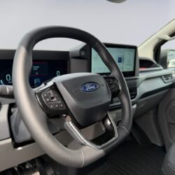auto-Ford-Transit-Custom-NOH652-202607011606-9