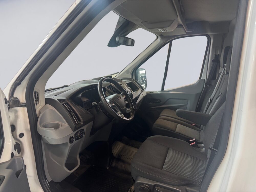 auto-Ford-Transit-EOX434-202607091409-8 auto-Ford-Transit-EOX434-202607091409-8