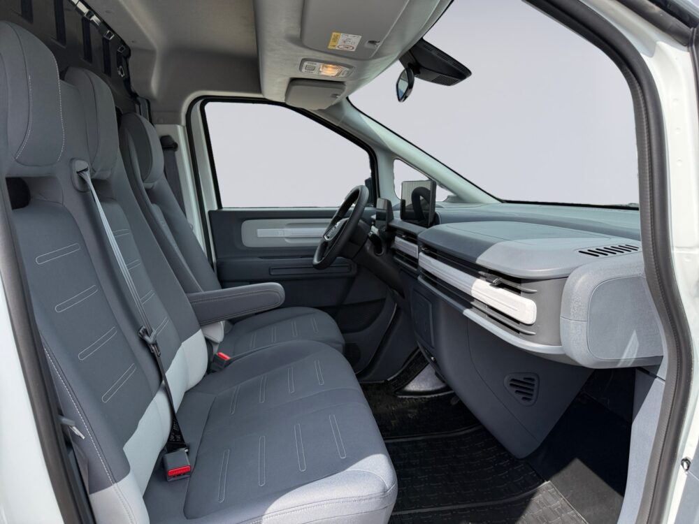 auto-Maxus-e-Deliver-5-ZPA202-202607161159-11 auto-Maxus-e-Deliver-5-ZPA202-202607161159-11