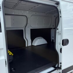 auto-Maxus-e-Deliver-5-ZPA202-202607161159-12