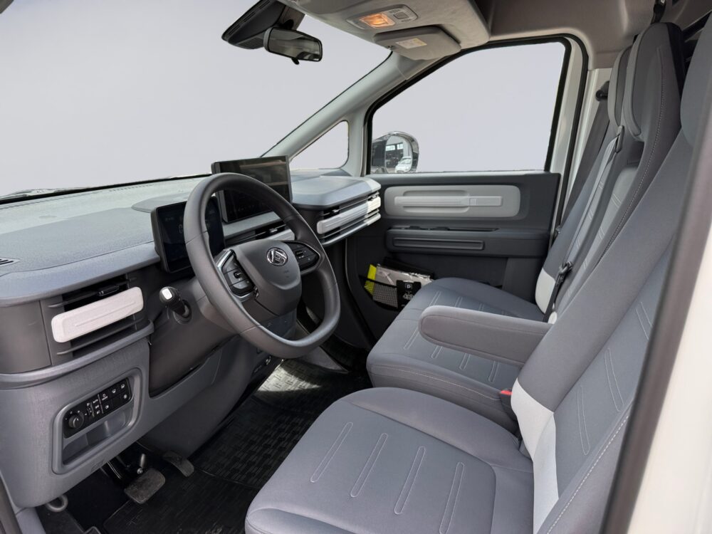 auto-Maxus-e-Deliver-5-ZPA202-202607161159-8 auto-Maxus-e-Deliver-5-ZPA202-202607161159-8