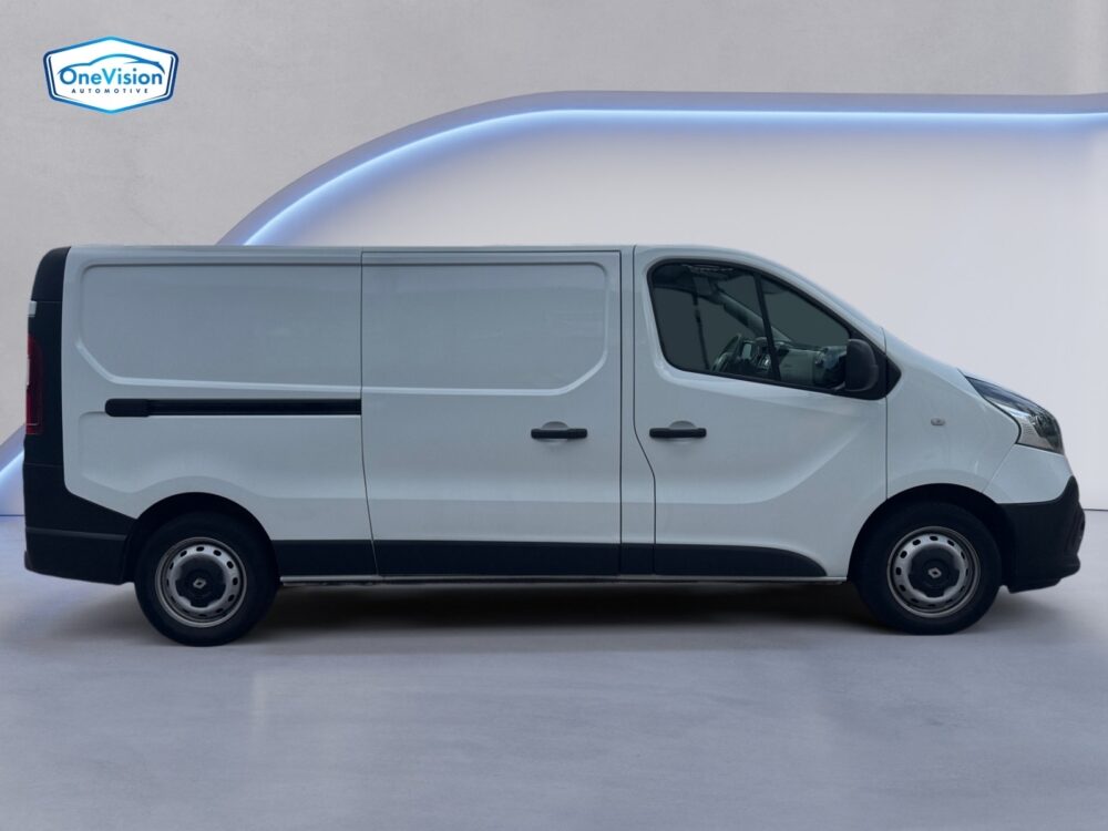 auto-Renault-Trafic-IOH424-202607241136-5 auto-Renault-Trafic-IOH424-202607241136-5