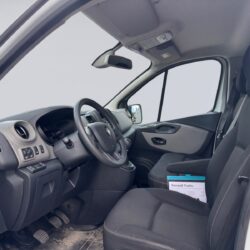 auto-Renault-Trafic-IOH424-202607241136-8