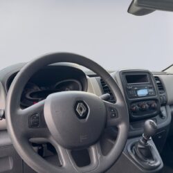 auto-Renault-Trafic-IOH424-202607241136-9