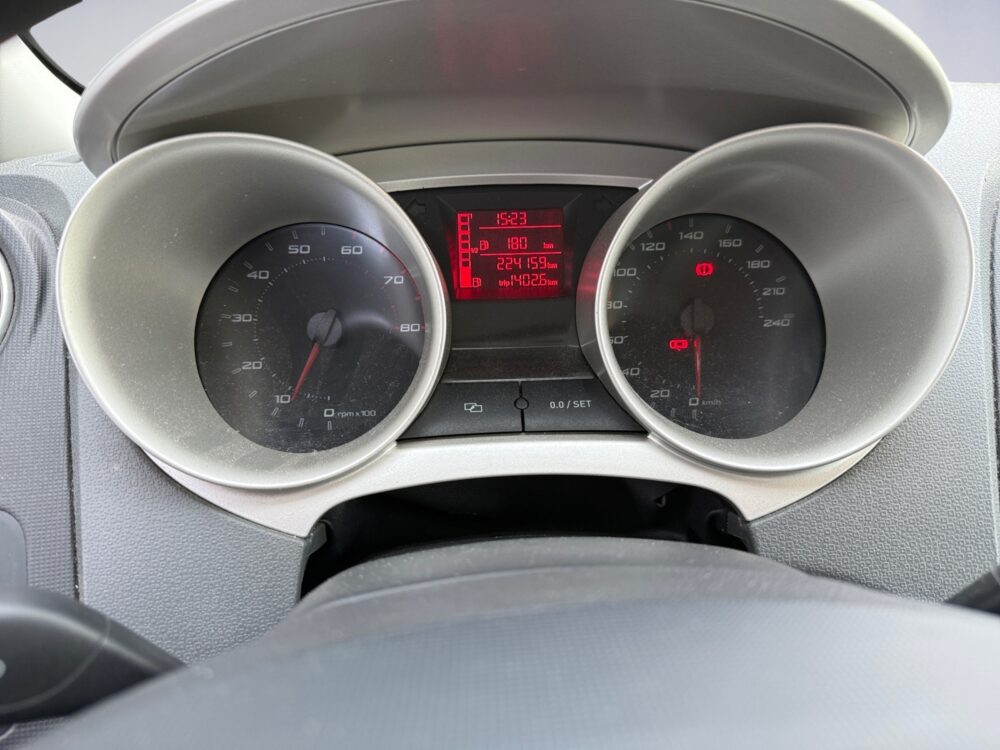 auto-Seat-Ibiza-UAG692-202607151605-9 auto-Seat-Ibiza-UAG692-202607151605-9