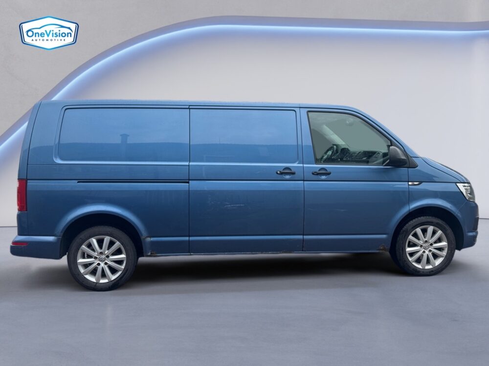 auto-Volkswagen-Transporter-ZKR495-202607071455-5 auto-Volkswagen-Transporter-ZKR495-202607071455-5