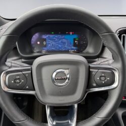 auto-Volvo-C40-GRJ906-202607091555-11