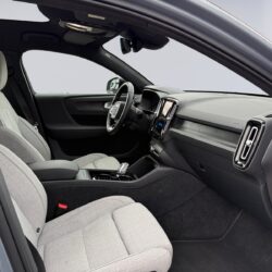 auto-Volvo-C40-GRJ906-202607091555-12