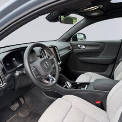auto-Volvo-C40-GRJ906-202607091555-8