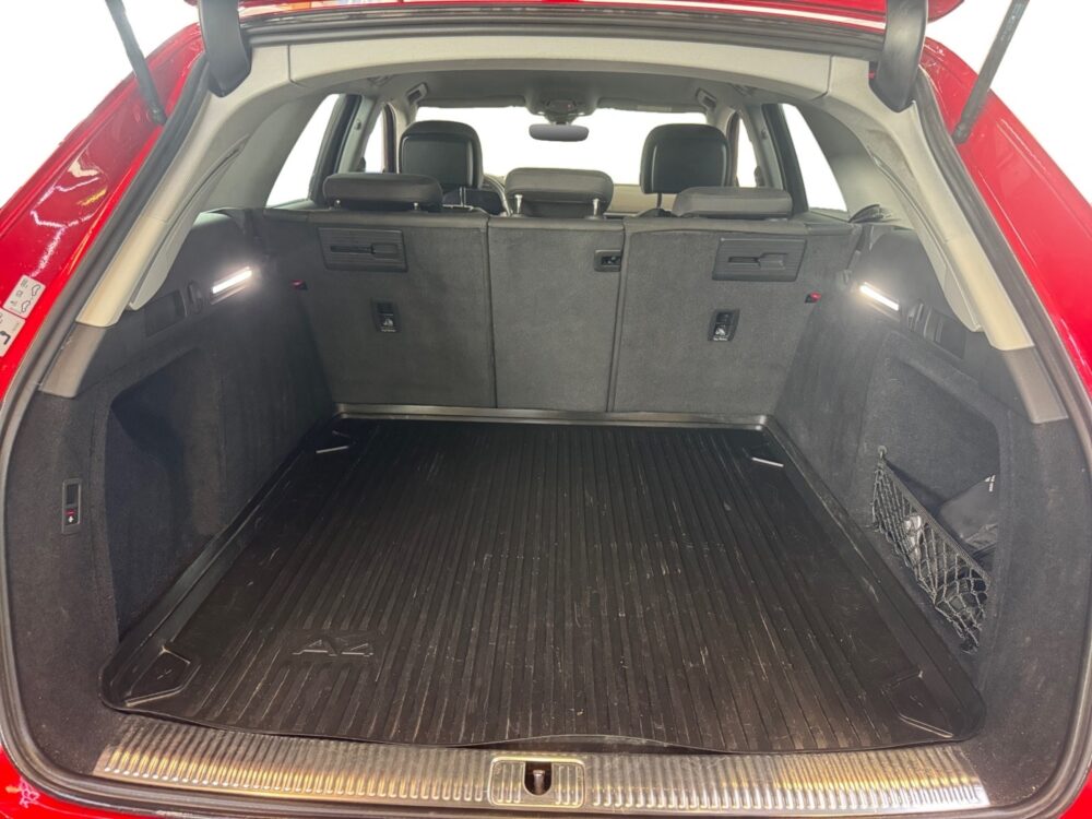 auto-Audi-A4-IOX368-202608311401-16 auto-Audi-A4-IOX368-202608311401-16