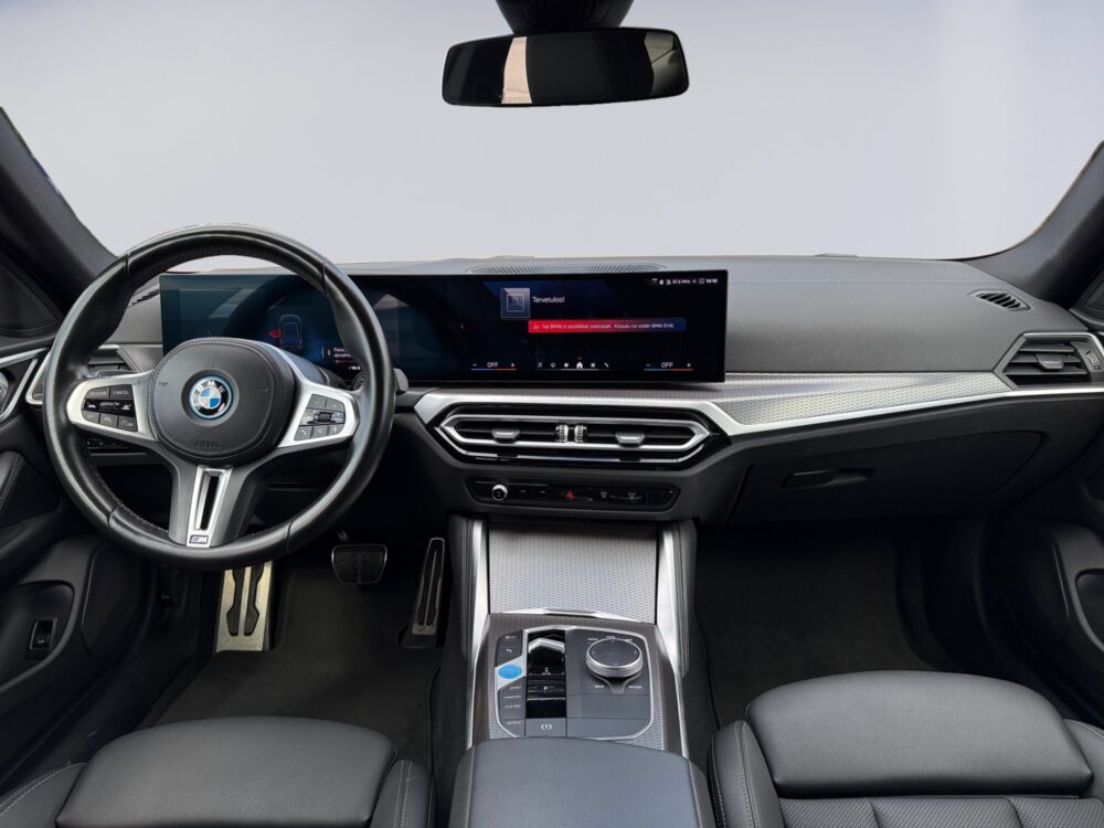 auto-BMW-i4-M50-R96949-202608071643-10 auto-BMW-i4-M50-R96949-202608071643-10