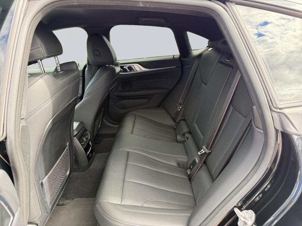auto-BMW-i4-M50-R96949-202608071643-12 auto-BMW-i4-M50-R96949-202608071643-12