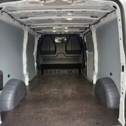 auto-Ford-Transit-Custom-JOI849-202608181353-13
