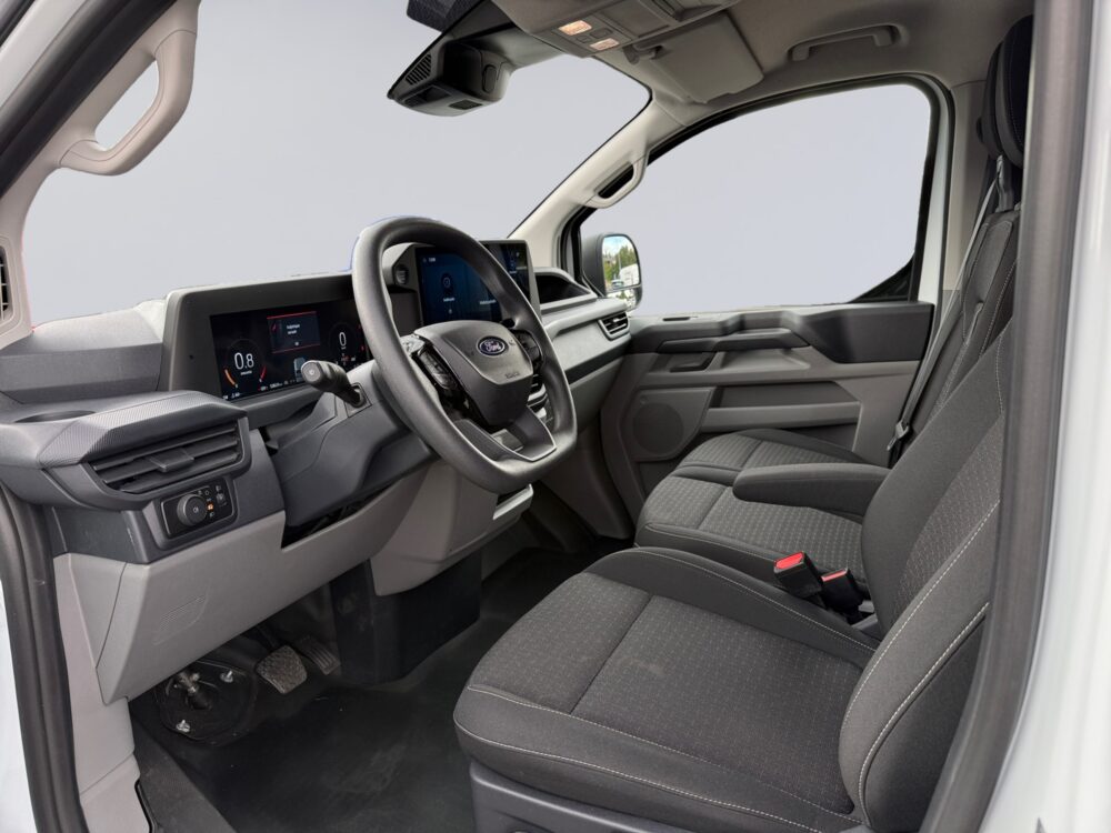 auto-Ford-Transit-Custom-JOI849-202608181353-8 auto-Ford-Transit-Custom-JOI849-202608181353-8