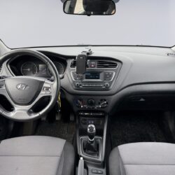 auto-Hyundai-i20-Hatchback-MUY319-202608051520-12