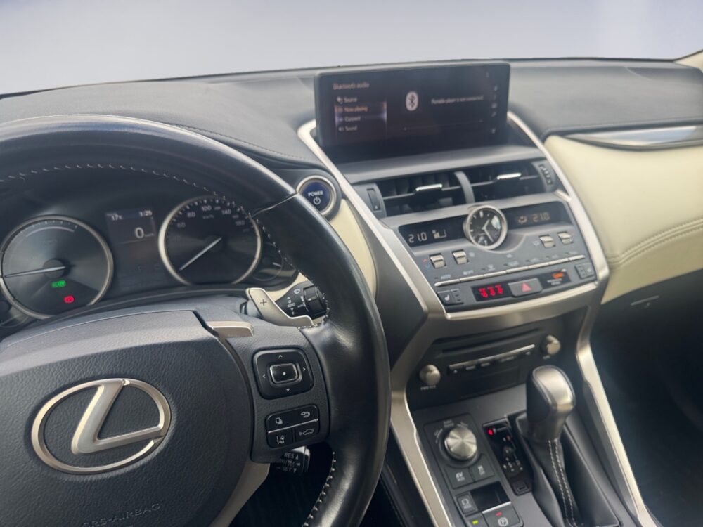 auto-Lexus-NX-141491-202608171452-10 auto-Lexus-NX-141491-202608171452-10