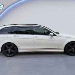 auto-Mercedes-Benz-C-OUJ574-202608011349-4