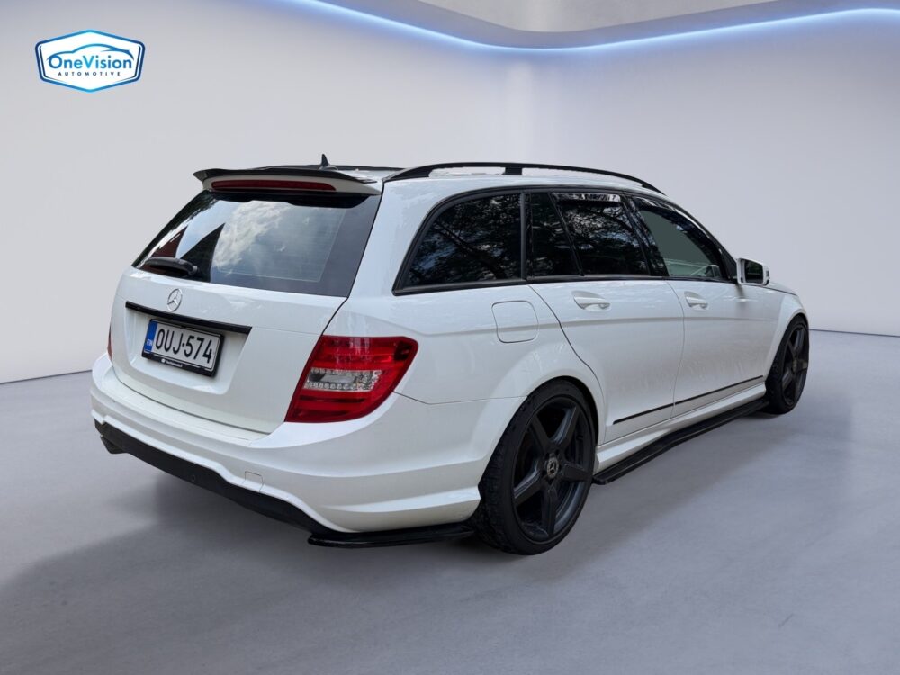 auto-Mercedes-Benz-C-OUJ574-202608011349-7 auto-Mercedes-Benz-C-OUJ574-202608011349-7