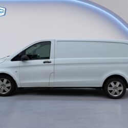 auto-Mercedes-Benz-Vito-BVU803-202608141200-1