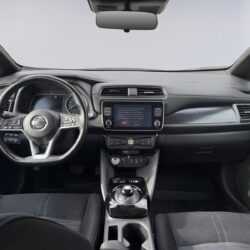 auto-Nissan-Leaf-KTV122-202608281255-12