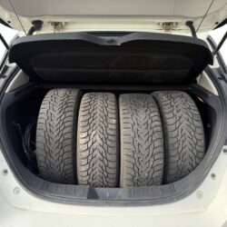 auto-Nissan-Leaf-KTV122-202608281255-15