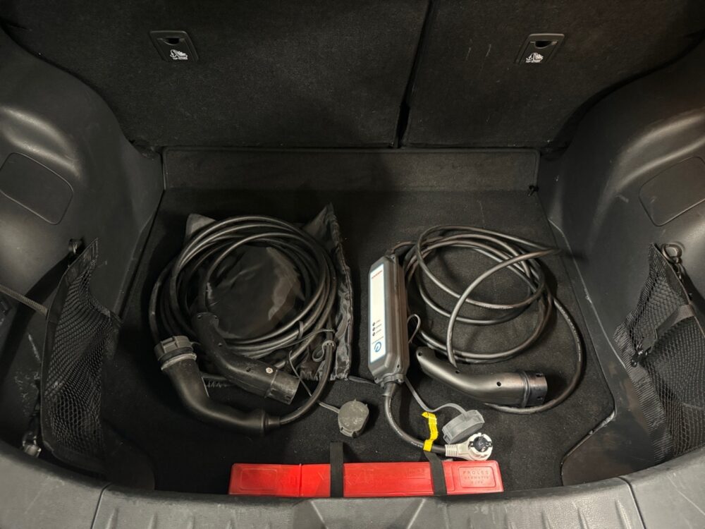 auto-Nissan-Leaf-KTV122-202608281255-16 auto-Nissan-Leaf-KTV122-202608281255-16