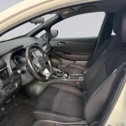 auto-Nissan-Leaf-KTV122-202608281255-8