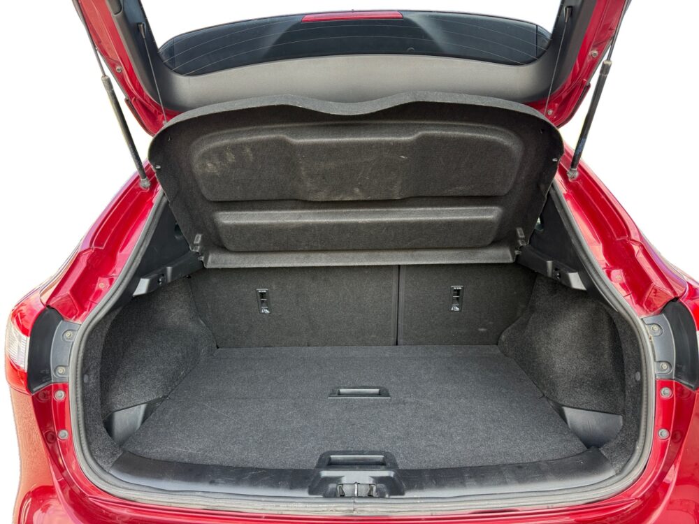 auto-Nissan-Qashqai-INO870-202608121705-14 auto-Nissan-Qashqai-INO870-202608121705-14