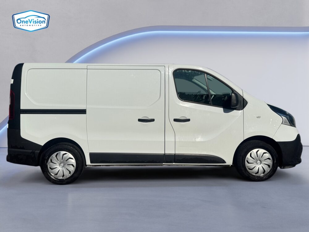 auto-Renault-Trafic-ERK602-202608261203-5 auto-Renault-Trafic-ERK602-202608261203-5