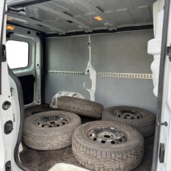 auto-Renault-Trafic-KTS973-202608211725-14