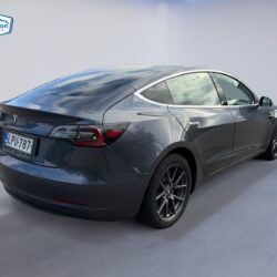 auto-Tesla-Model-3-LPU787-202608051041-5