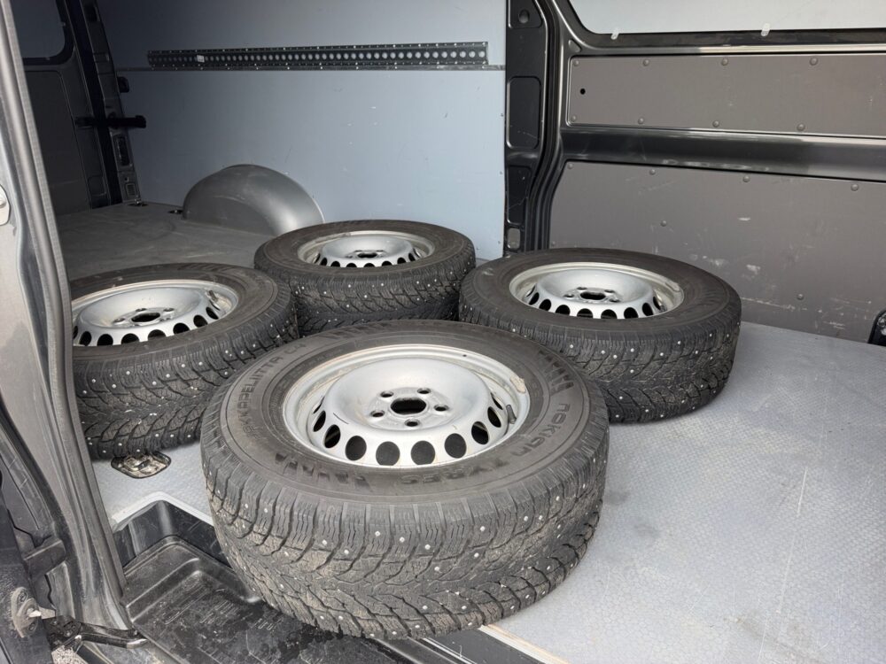 auto-Volkswagen-Crafter-SPT947-202608051044-14 auto-Volkswagen-Crafter-SPT947-202608051044-14