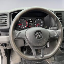 auto-Volkswagen-Crafter-VZL269-202608201530-8