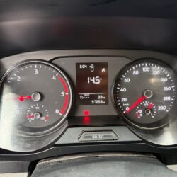 auto-Volkswagen-Crafter-VZL269-202608201530-9